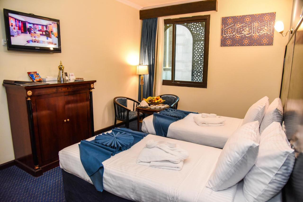 Grand Plaza Al Madina Hotel Медина Екстериор снимка