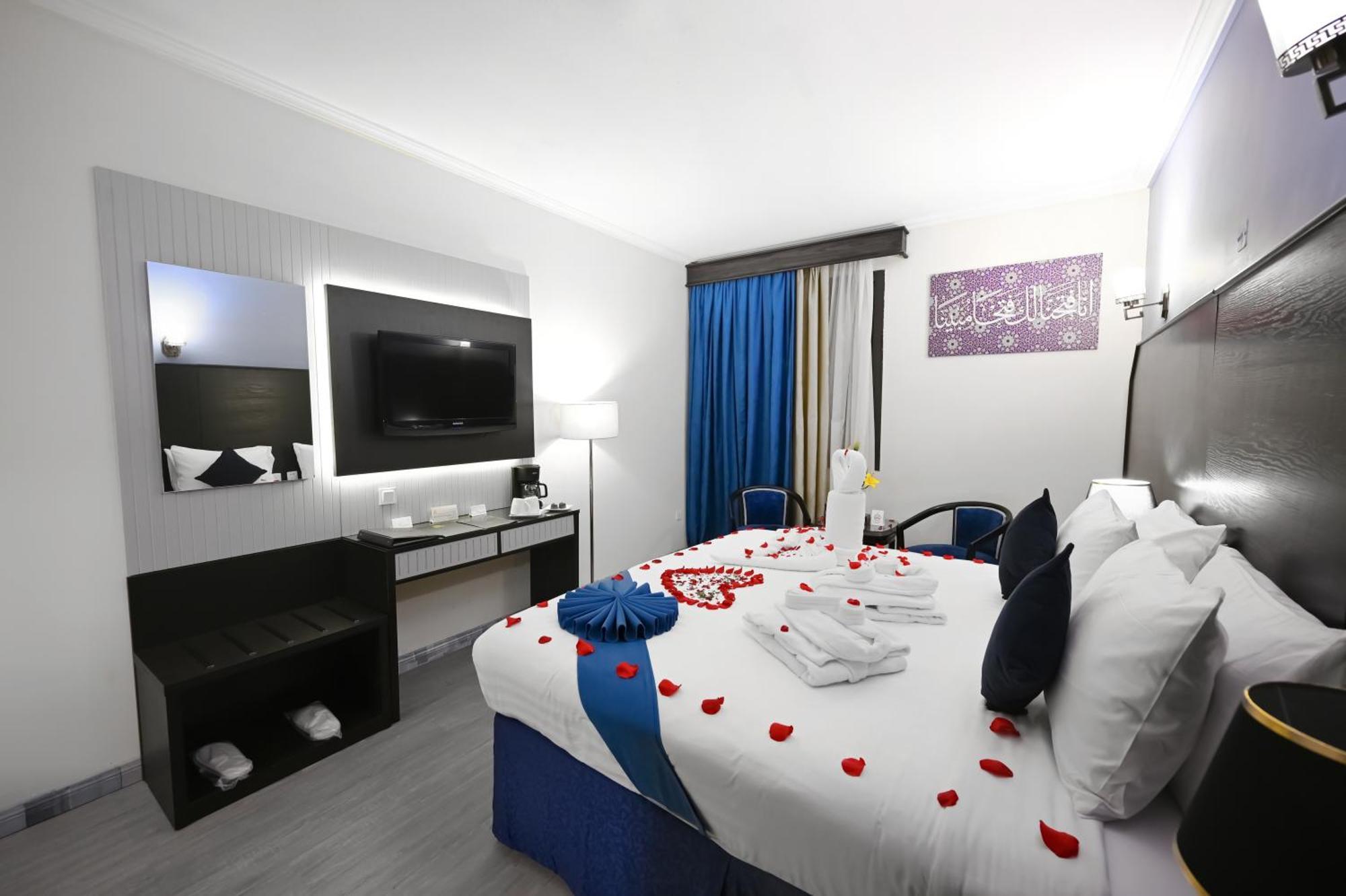 Grand Plaza Al Madina Hotel Медина Екстериор снимка