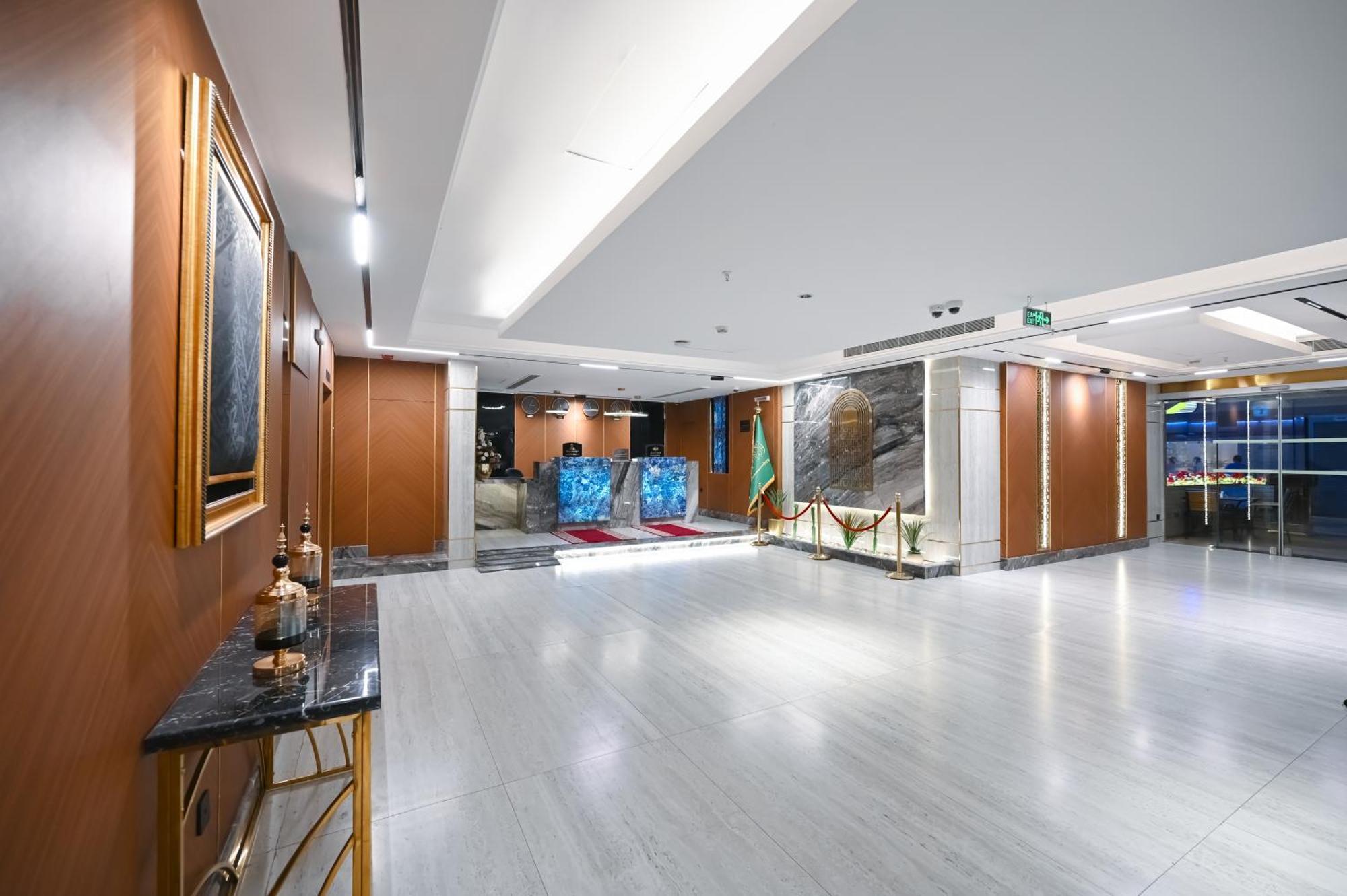 Grand Plaza Al Madina Hotel Медина Екстериор снимка